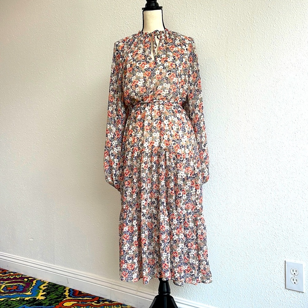 Arve Midi Dress
MINKPINK, size Medium